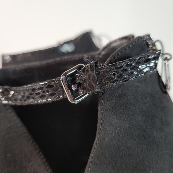 GBG Los Angeles GGCOLSEN Black Textured Snake Peeptoe Heels Women Sz 10 NWT - Picture 12 of 12